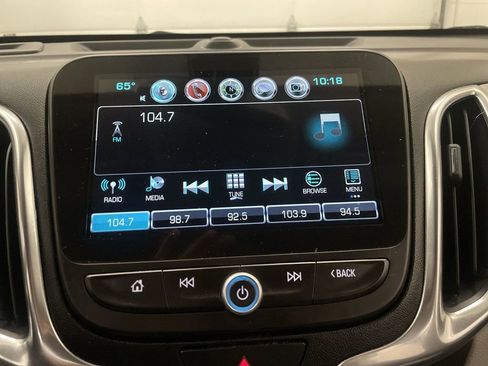 Used 2018 Chevrolet Equinox Premier FWD image 5