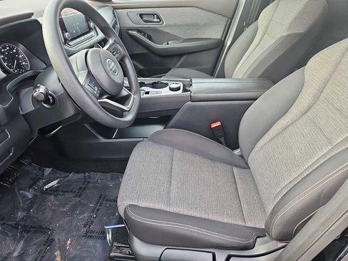 Used 2021 Nissan Rogue S image 27