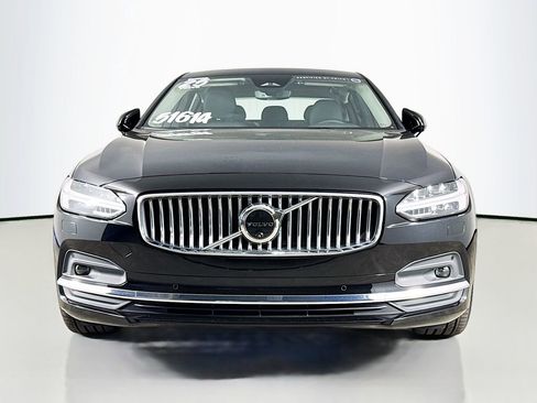 Certified 2025 Volvo S90 B6 Plus AWD/4WD image 2