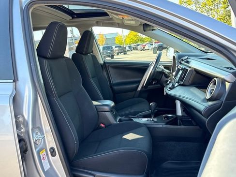 Used 2017 Toyota RAV4 XLE w/ Plus Special Value Package AWD/4WD image 24