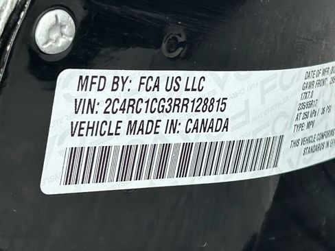 Used 2024 Chrysler Voyager LX FWD image 39