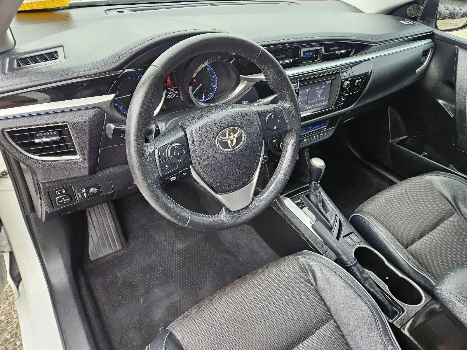 Used 2016 Toyota Corolla S FWD image 12