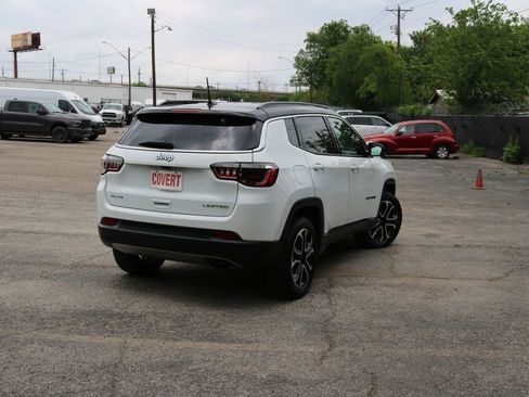 Used 2022 Jeep Compass Limited image 5
