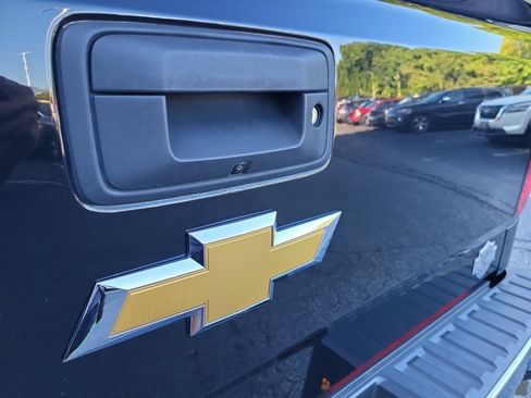 Used 2019 Chevrolet Silverado 1500 LT RWD image 13