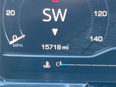 Used 2023 GMC Sierra 1500 SLT w/ SLT Premium Plus Package image 12