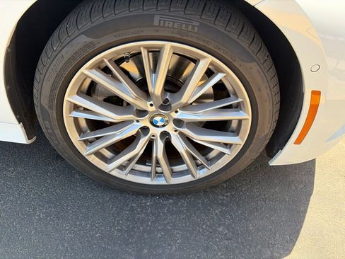 Used 2023 BMW 330i Sedan RWD image 10