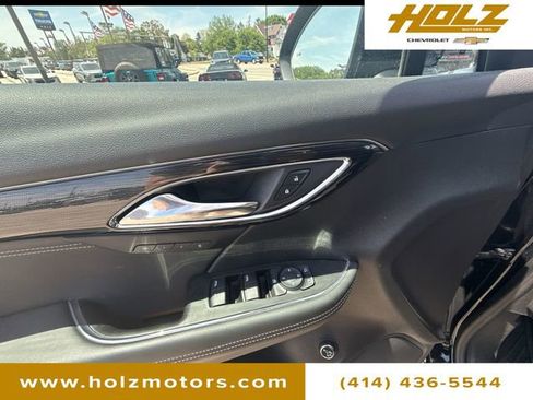 Used 2023 Buick Envision Essence FWD image 22