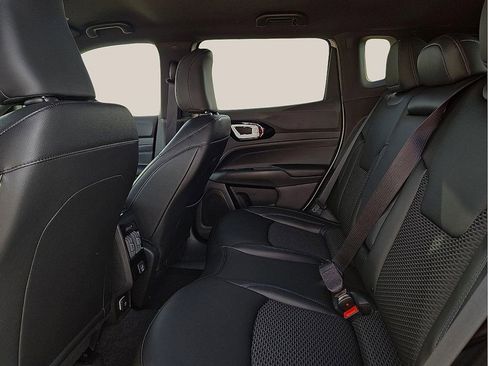 New 2026 Jeep Compass Latitude AWD/4WD image 9