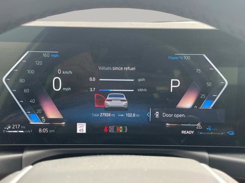 Used 2024 BMW 330e xDrive 330e xDrive Plug-In Hybrid AWD image 19