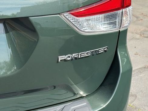 Used 2022 Subaru Forester Limited w/ Popular Package #2 image 11