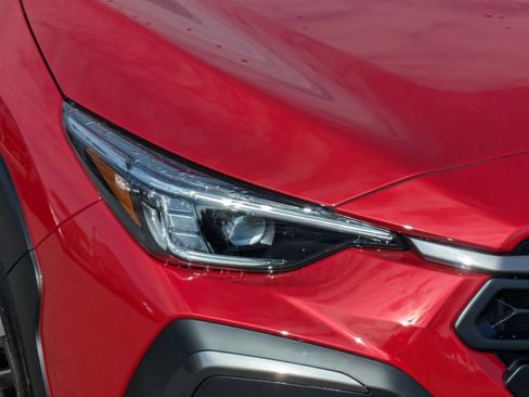 Certified 2025 Subaru Crosstrek 2.5i Limited w/ Popular Package #3A image 10