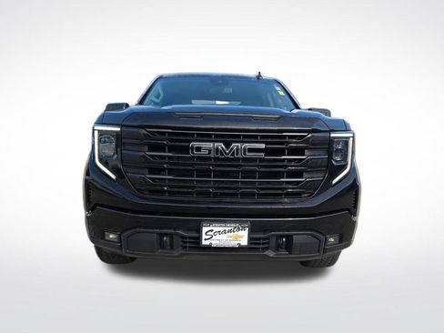 Certified 2022 GMC Sierra 1500 Elevation w/ LPO, Elevation Black Package AWD/4WD image 21