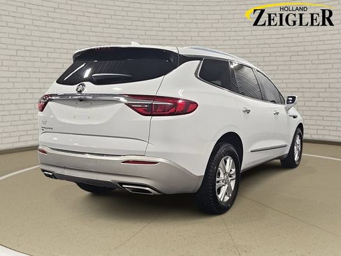 Used 2020 Buick Enclave Essence w/ Sound and Sites Package AWD/4WD image 5