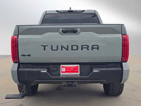 Used 2024 Toyota Tundra Limited AWD/4WD image 4