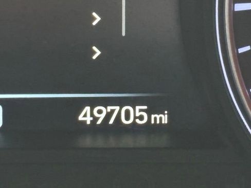 Used 2019 Genesis G70 3.3T Advanced w/ Elite Package image 33