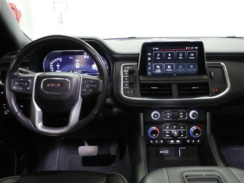 Used 2022 GMC Yukon SLT w/ SLT Premium Package AWD/4WD image 2