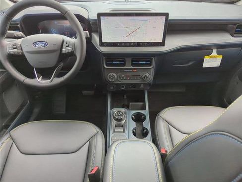 New 2025 Ford Maverick Lobo image 15