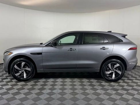 Certified 2026 Jaguar F-PACE R-Dynamic S image 4