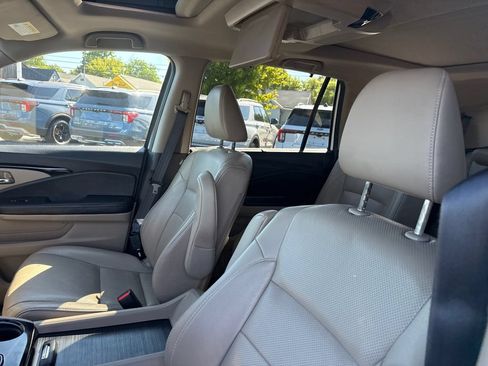 Used 2020 Honda Pilot Elite image 29
