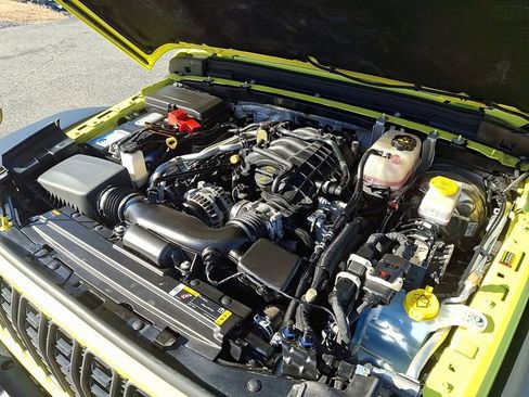 Used 2024 Jeep Wrangler Unlimited Rubicon image 27