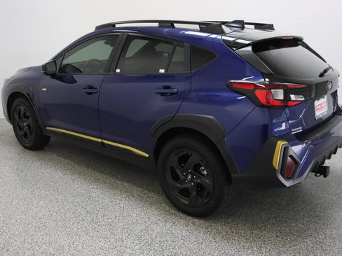 Used 2024 Subaru Crosstrek 2.5i Sport AWD/4WD image 9
