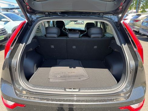 Used 2025 Kia Niro Wind FWD image 22