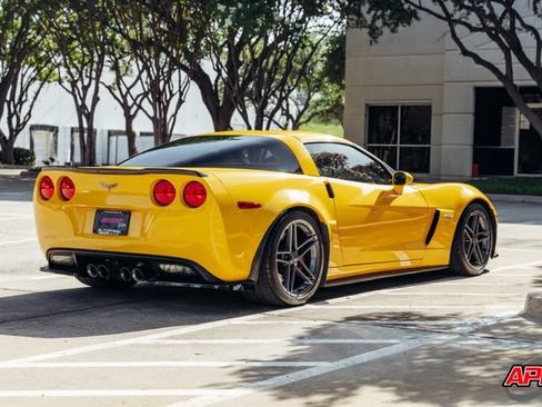 Used 2008 Chevrolet Corvette Z06 w/ Preferred Equipment Group RWD image 7