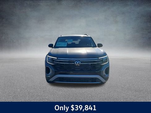 New 2025 Volkswagen Atlas Peak Edition SE image 5