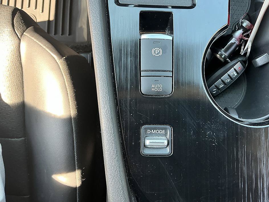 Certified 2021 Nissan Rogue SV w/ Premium Package FWD image 21