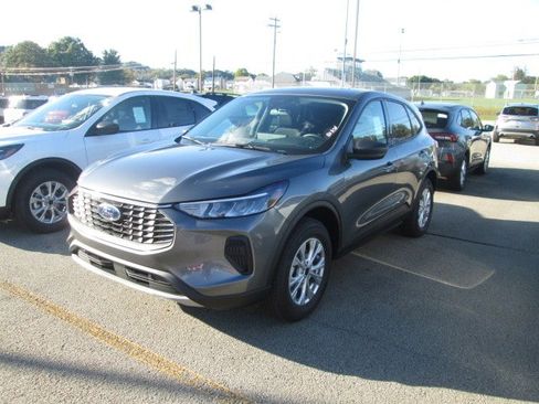 New 2026 Ford Escape Active w/ Tech Pack #1 image 2