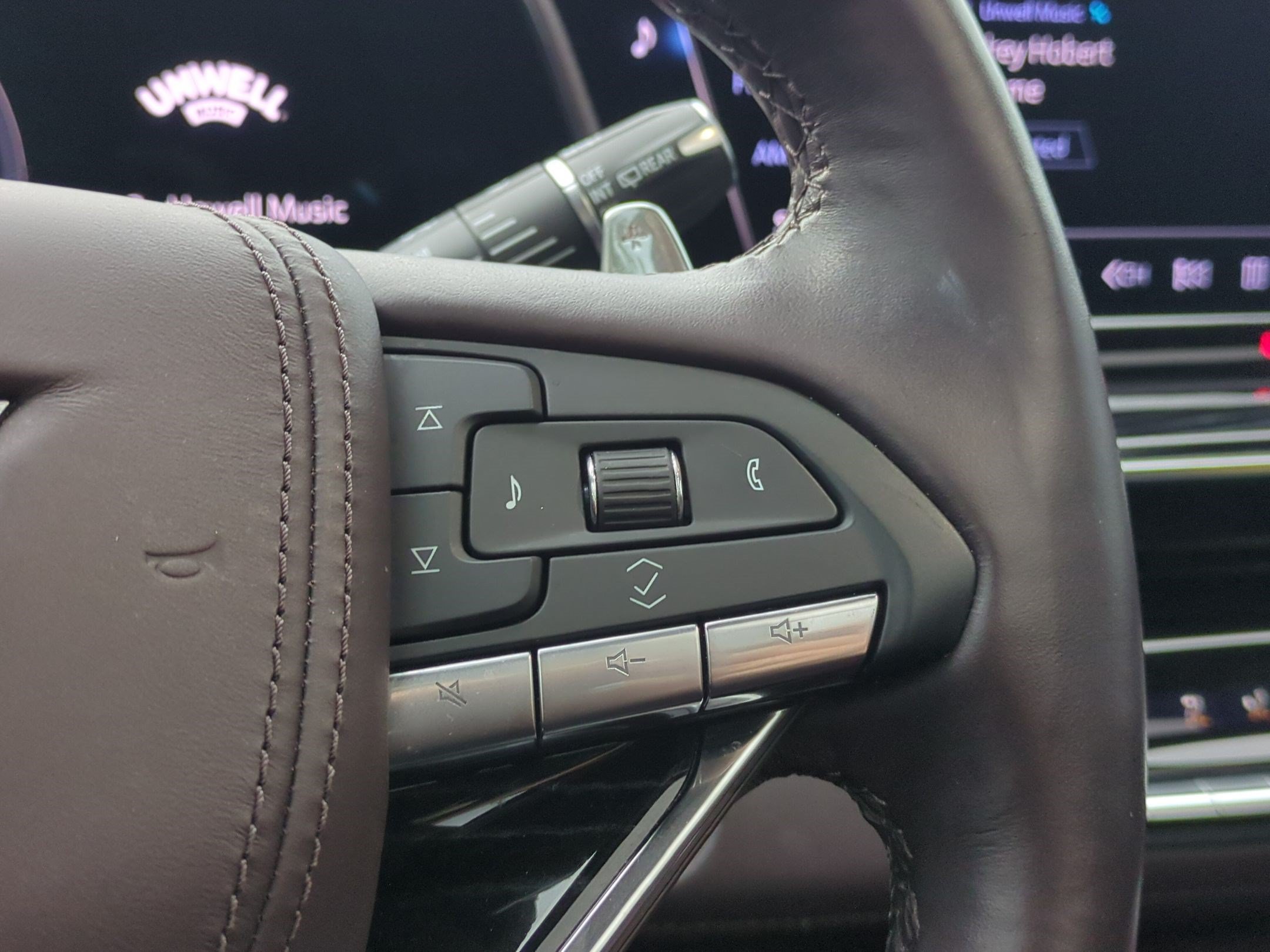Used 2023 Cadillac Escalade V AWD/4WD image 20