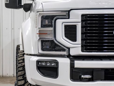 Used 2021 Ford F450 Platinum w/ FX4 Off-Road Package AWD/4WD image 40