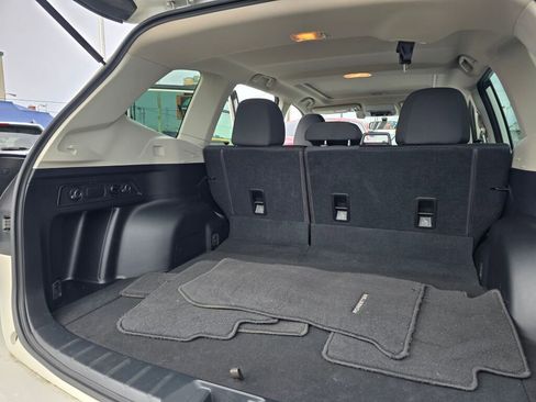 Used 2021 Subaru Forester Premium AWD/4WD image 19