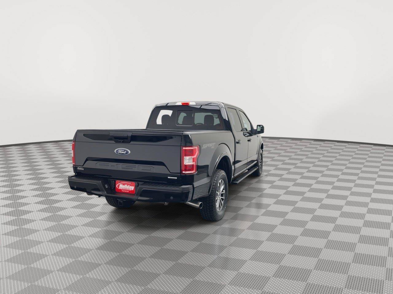 Certified 2018 Ford F150 XLT w/ Equipment Group 302A Luxury AWD/4WD image 40