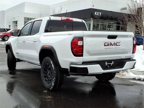New 2026 GMC Canyon Elevation image 4