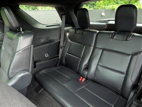 Used 2025 Ford Explorer ST AWD/4WD image 28