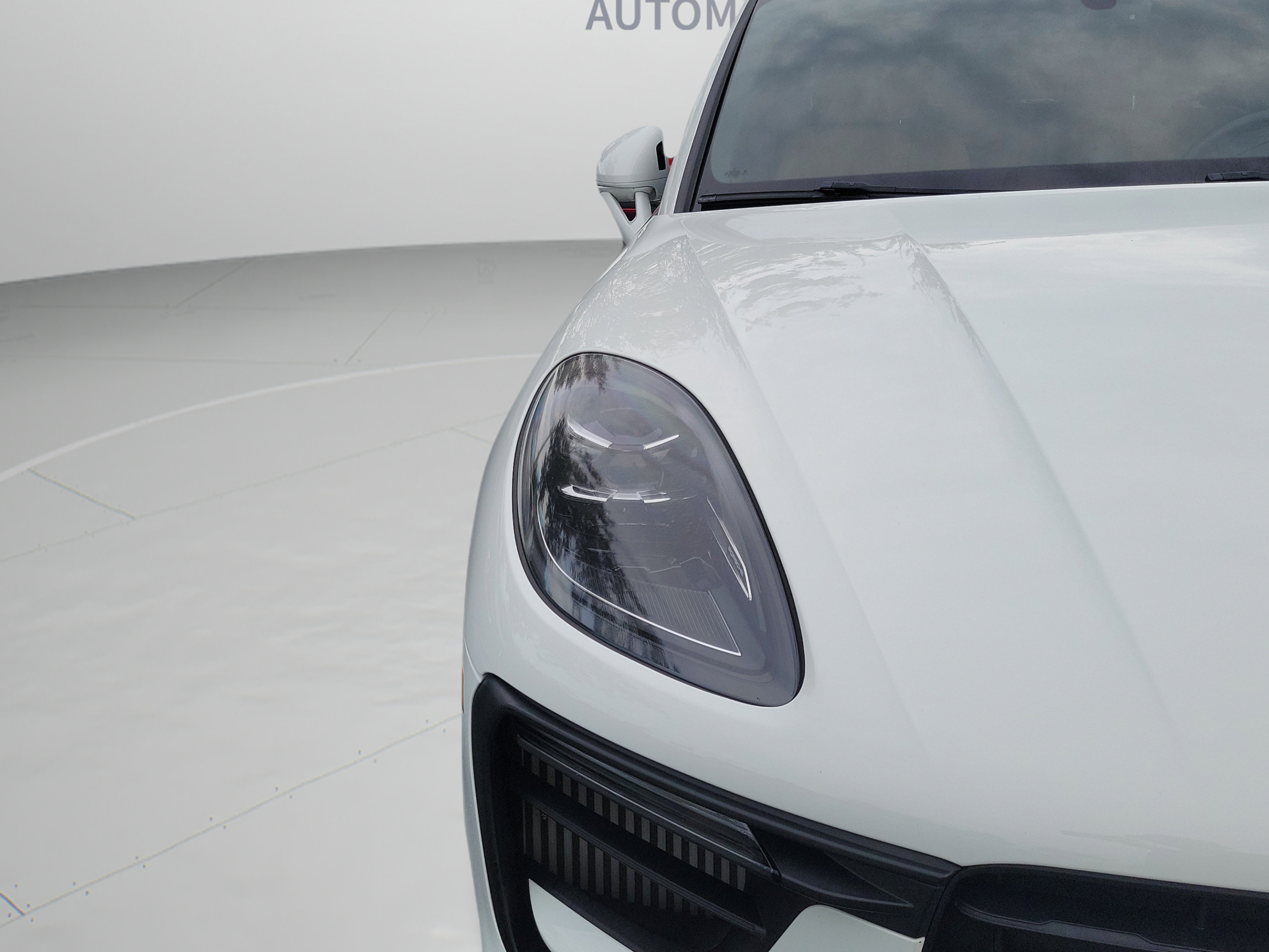 Used 2022 Porsche Macan S AWD/4WD image 15