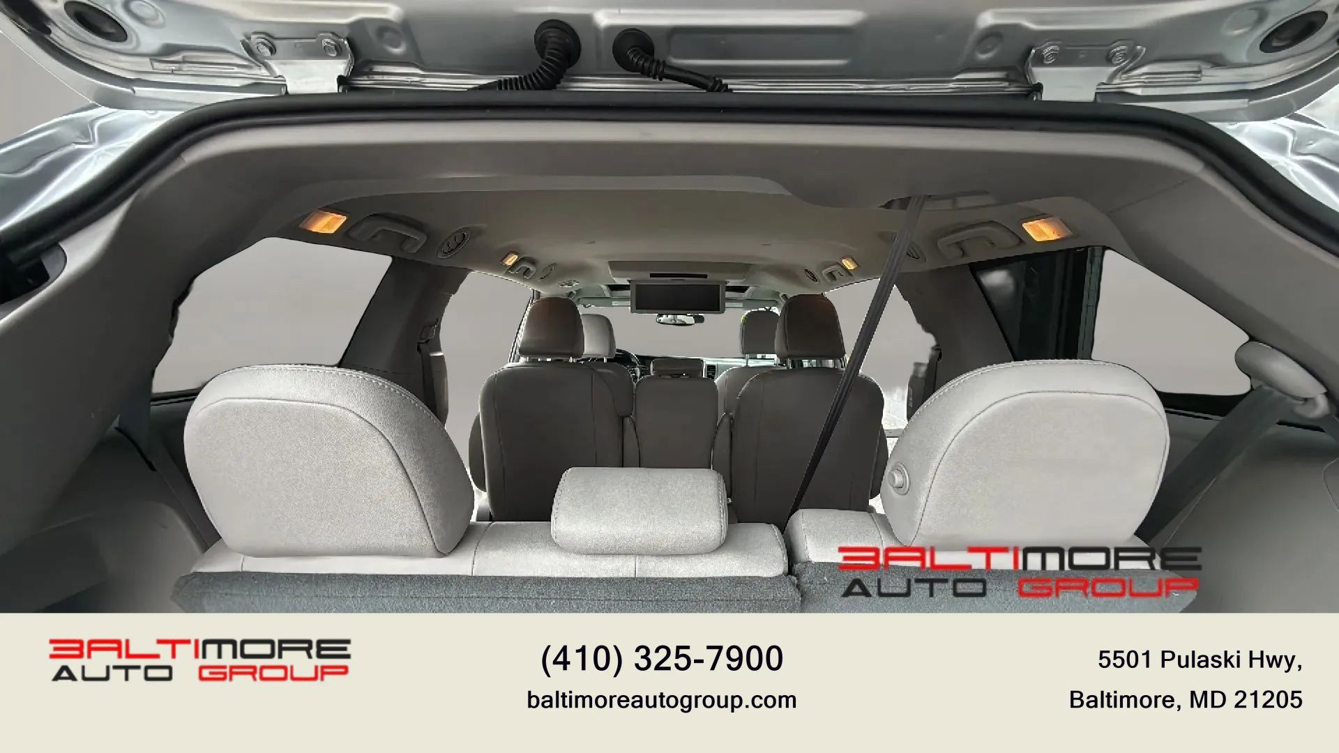 Used 2019 Toyota Sienna XLE Premium FWD image 39
