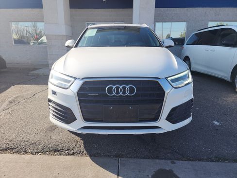 Used 2017 Audi Q3 2.0T Prestige AWD/4WD image 2