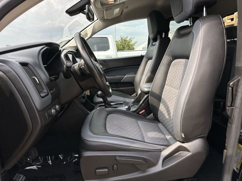 Used 2020 Chevrolet Colorado Z71 AWD/4WD image 14