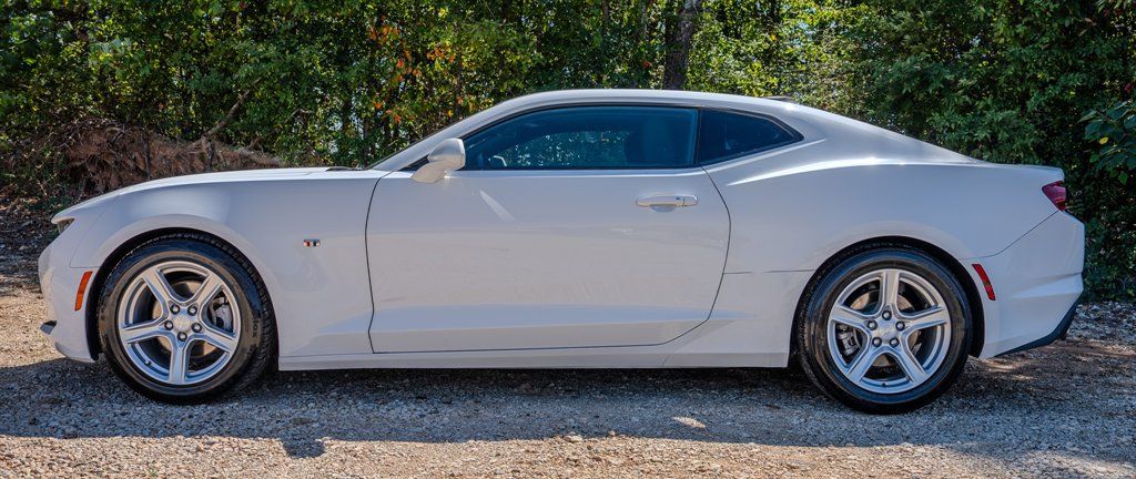 Used 2023 Chevrolet Camaro LT RWD image 2