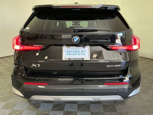 Certified 2023 BMW X1 xDrive28i w/ Premium Package image 9