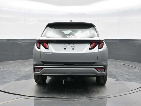 New 2026 Hyundai Tucson SE image 6