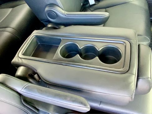 Used 2024 Honda Odyssey Touring image 49