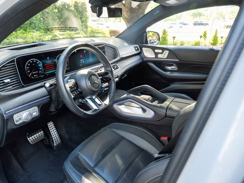 Used 2025 Mercedes-Benz GLE 53 AMG 4MATIC Coupe image 9