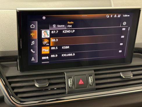 Used 2023 Audi Q5 2.0T Prestige w/ Prestige Package image 17