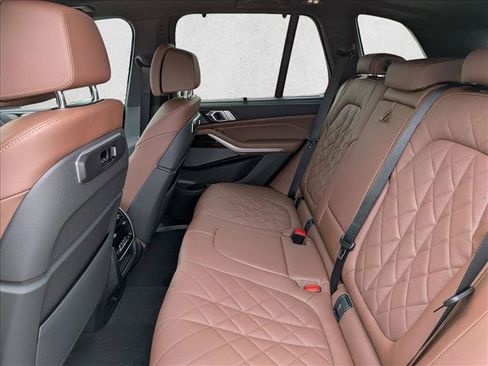 Used 2026 BMW X5 xDrive40i AWD/4WD image 17