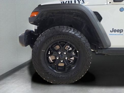 Certified 2025 Jeep Wrangler Unlimited Sport S 4xe image 25