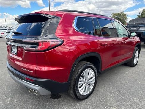 Used 2026 GMC Acadia Elevation w/ Elevation Premium Package AWD/4WD image 6
