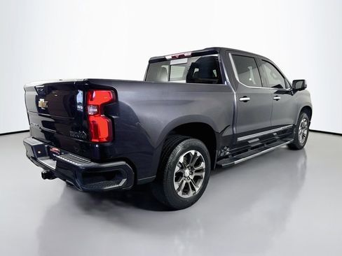 Used 2022 Chevrolet Silverado 1500 High Country RWD image 5